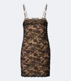 Robe en dentelle Robe en dentelle