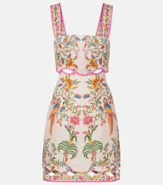 Robe en lin à fleurs Robe en lin à fleurs