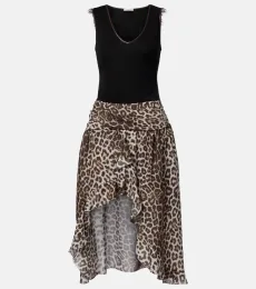 Robe midi asymétrique à motif léopard Robe midi asymétrique à motif léopard