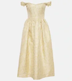Robe midi brodée à encolure bardot Robe midi brodée à encolure bardot