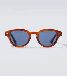 Round sunglasses Round sunglasses