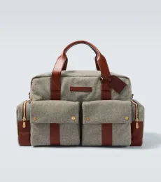 Sac de voyage avec détails en cuir Sac de voyage avec détails en cuir