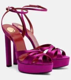 Sandales Chandelle en crêpe de satin Sandales Chandelle en crêpe de satin
