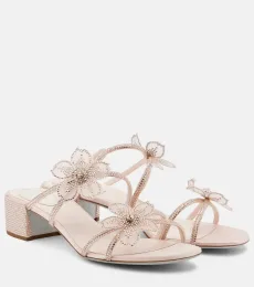 Sandales Floriane en satin à ornements Sandales Floriane en satin à ornements