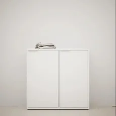 Shoe Rack in White with Doors and Backpanels Shoe Rack in White with Doors and Backpanels