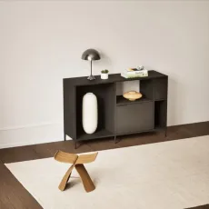 Sideboard in Black with Doors and Legs Sideboard in Black with Doors and Legs