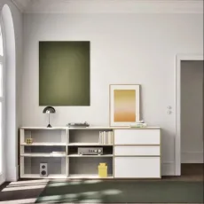 Sideboard in White with Drawers Sideboard in White with Drawers
