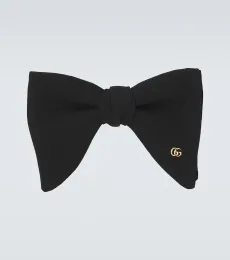 Silk crêpe bow tie Silk crêpe bow tie