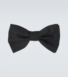 Silk grosgrain bow tie Silk grosgrain bow tie