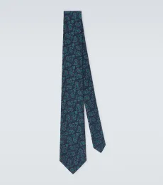 Silk paisley jacquard tie Silk paisley jacquard tie