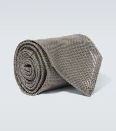 Silk tie