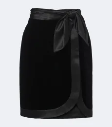Silk-trimmed velvet wrap skirt Silk-trimmed velvet wrap skirt