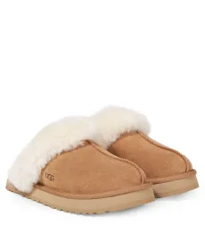 Slippers Disquette en daim et shearling Slippers Disquette en daim et shearling