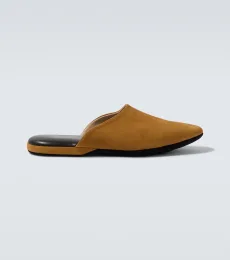 Slippers en daim doublés de cuir Slippers en daim doublés de cuir