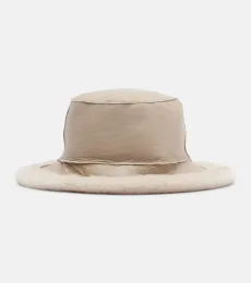 Sombrero de piel con borrego Sombrero de piel con borrego