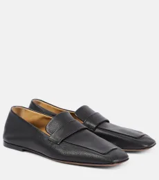 Square leather loafers Square leather loafers