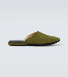 Suede slippers