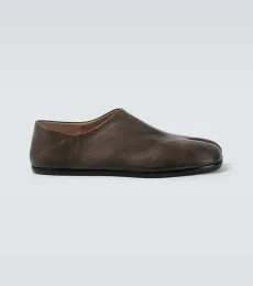 Tabi leather slip-on shoes Tabi leather slip-on shoes