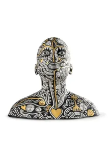 The Dreamer by Laolu - bust