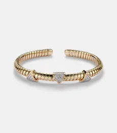 Trisolina 3 Station 18kt gold cuff bracelet with diamonds Trisolina 3 Station 18kt gold cuff bracelet with diamonds