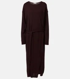 Vestido de punto con cinturón