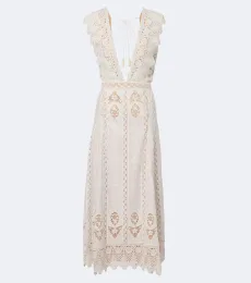 Vestido midi de croché bordado Vestido midi de croché bordado
