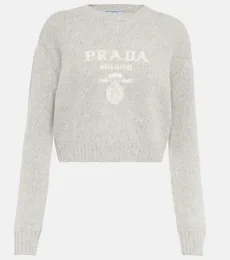 Virgin wool and cashmere cropped sweater Virgin wool and cashmere cropped sweater
