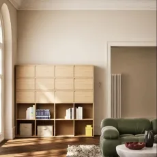 Wall Storage in Oak with Doors and Backpanels Wall Storage in Oak with Doors and Backpanels