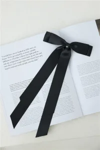Whimsy Bow Hair Clip Black