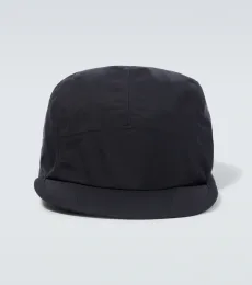 x Norda Casquette à logo x Norda Casquette à logo