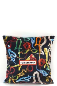X Toiletpaper Snakes Cushion Size U