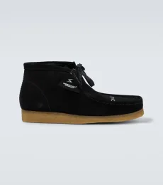 x Undercover Bottines Wallabee en daim