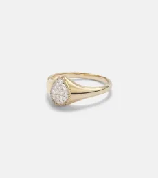 Yvonne Léon Set de 2 anillos Chevalière Baby de oro de 9 ct con diamantes Yvonne Léon Set de 2 anillos Chevalière Baby de oro de 9 ct con diamantes
