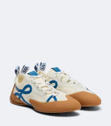 Zapatillas Grip con ante y anagrama Zapatillas Grip con ante y anagrama