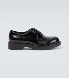 Zapatos derby de piel cepillada Zapatos derby de piel cepillada