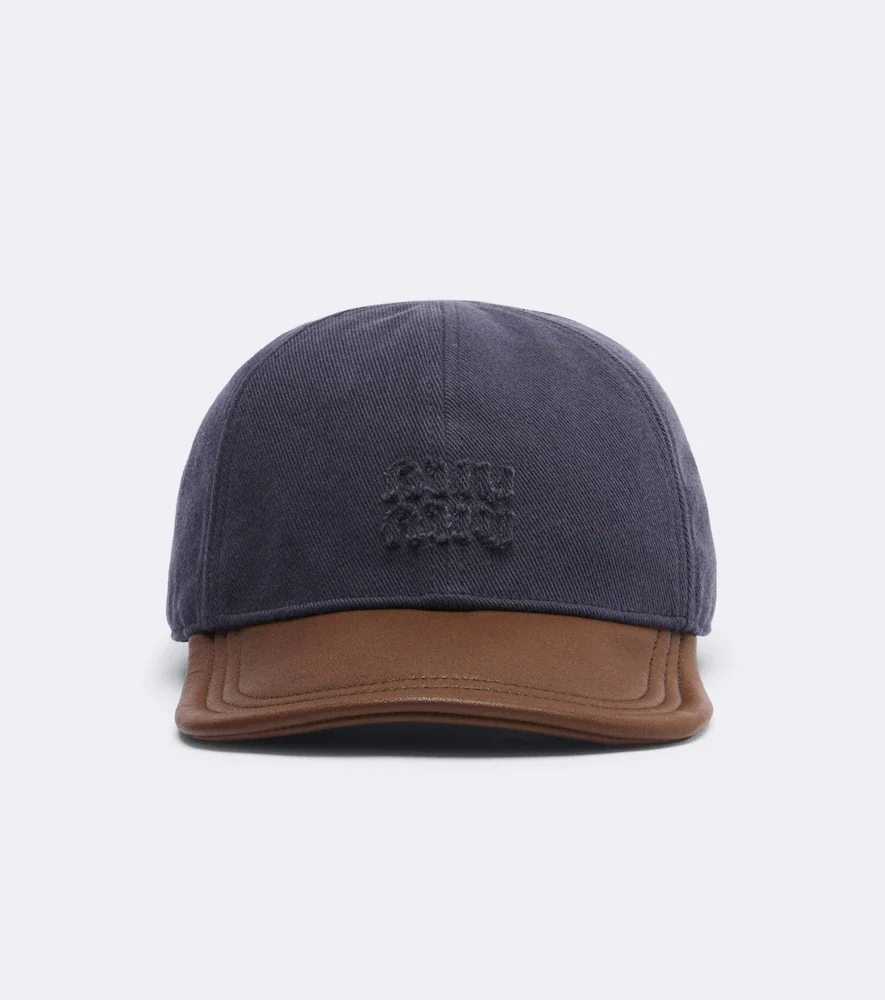 Gorra de gabardina de algodón con piel