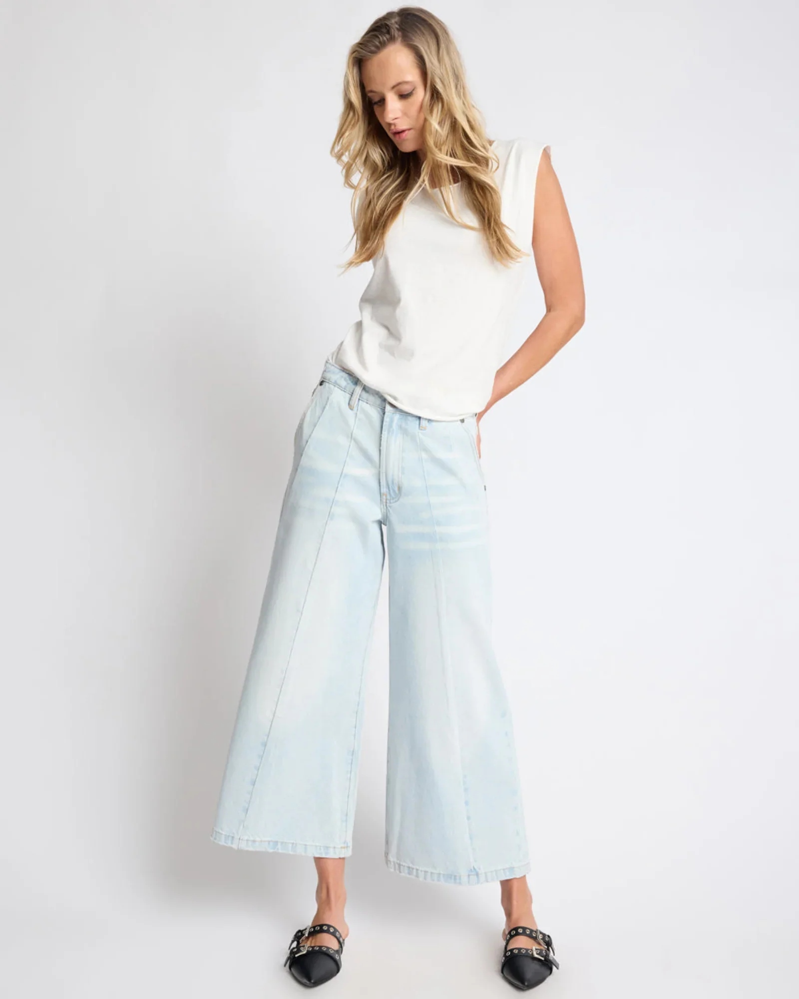 Hayden Mid Waist Wide Leg Cropped Denim Jeans Denim Jeans - Haydens Bel Air Blue Size 31 One Teaspoon