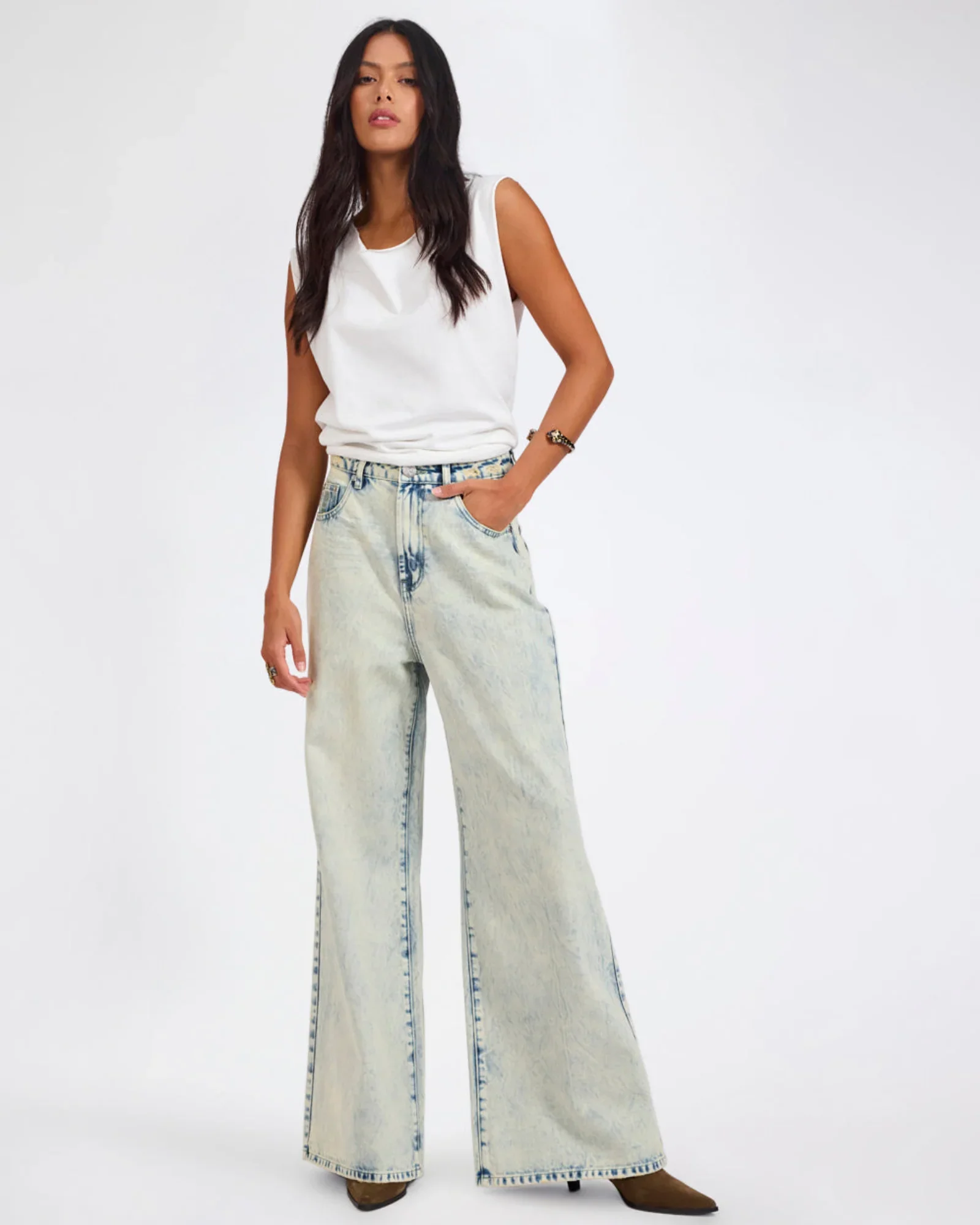 Love Machines Mid Waist Super Wide Leg Denim Jeans Denim Jeans - Love Machines Ambrosia Blue Size 28 One Teaspoon