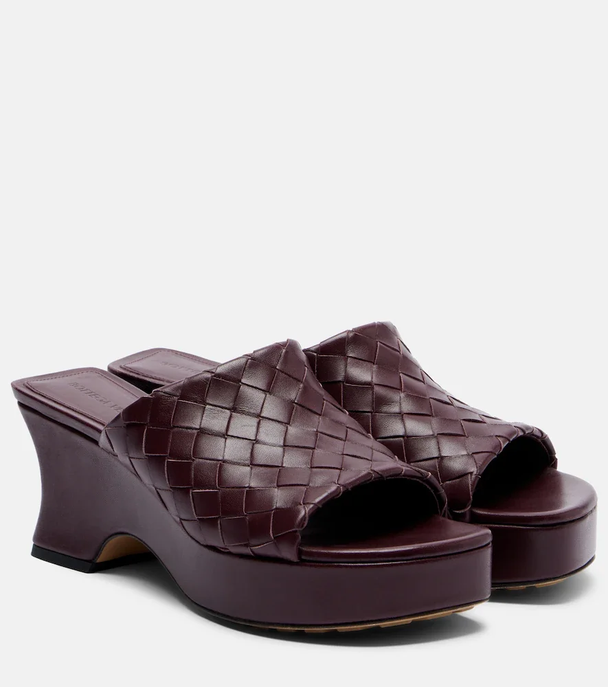 Mules compensées Rosita Intrecciato en cuir