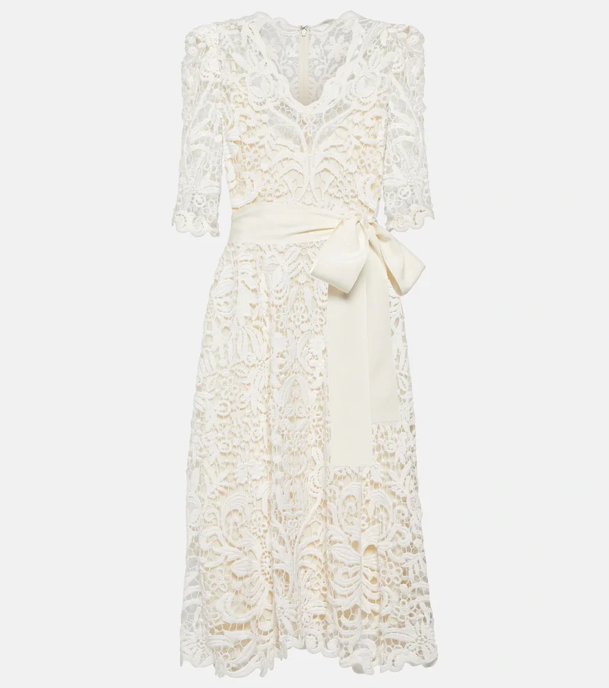 Robe en dentelle