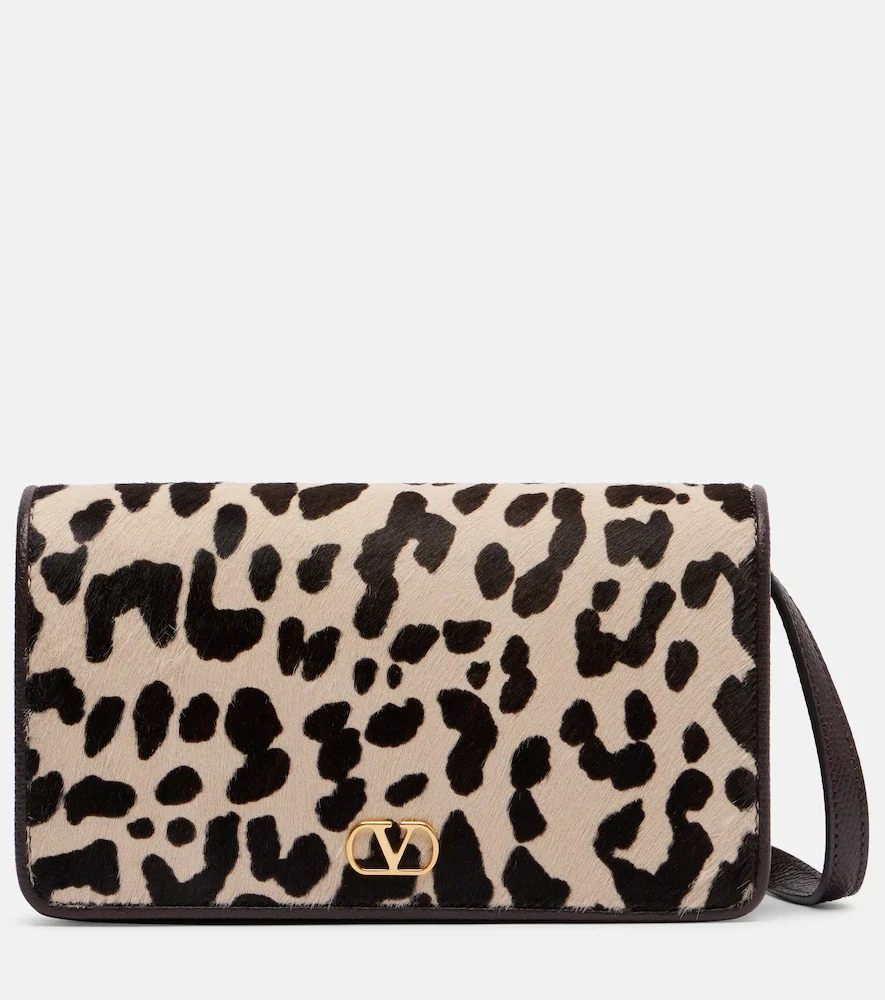 Sac VLogo en cuir façon poulain à motif léopard