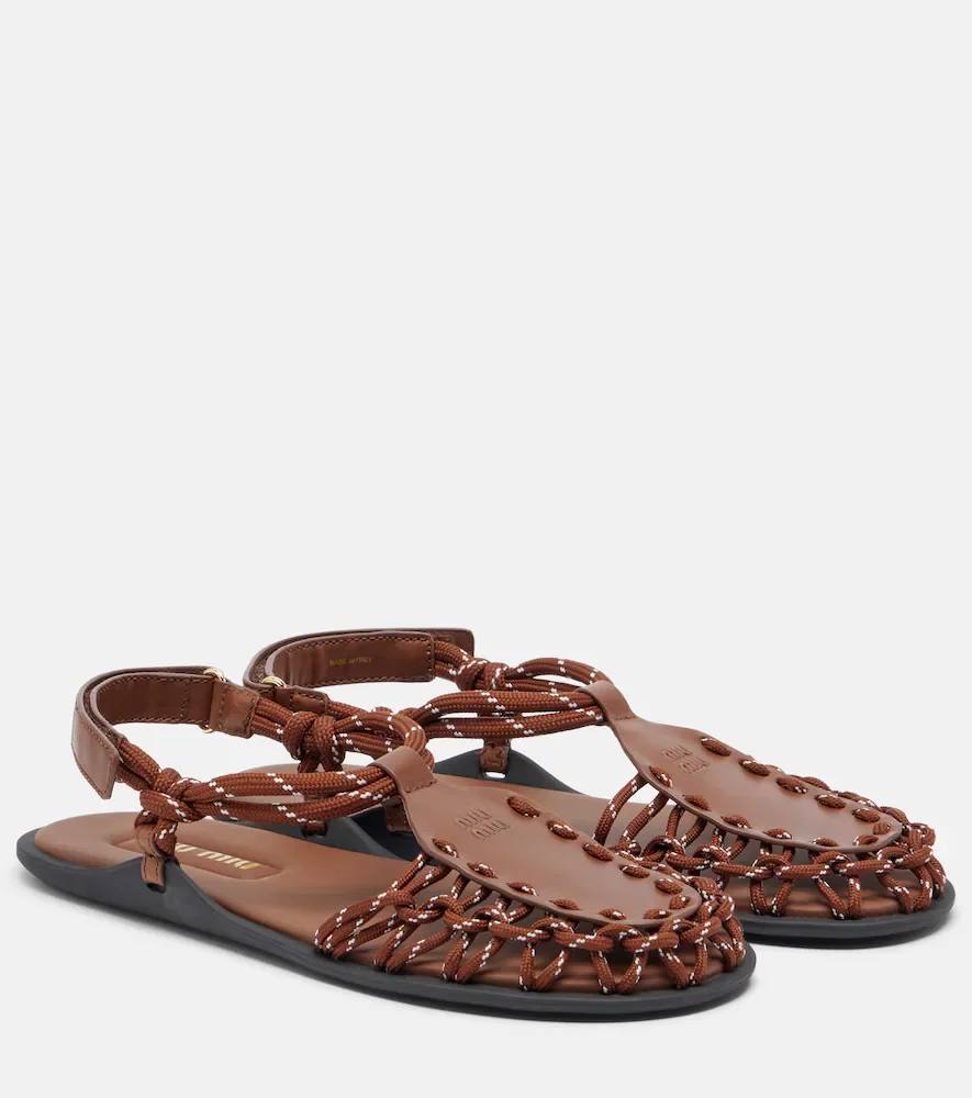 Sandalias con piel