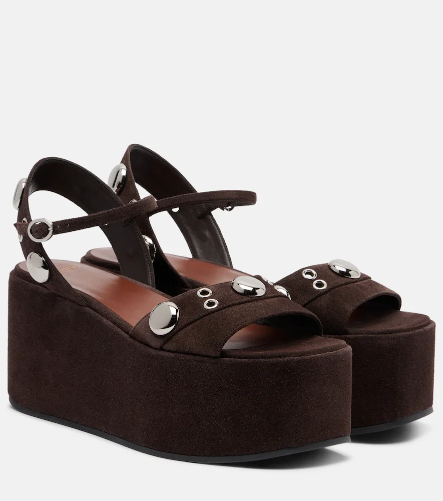 Sandalias con plataforma de ante adornadas