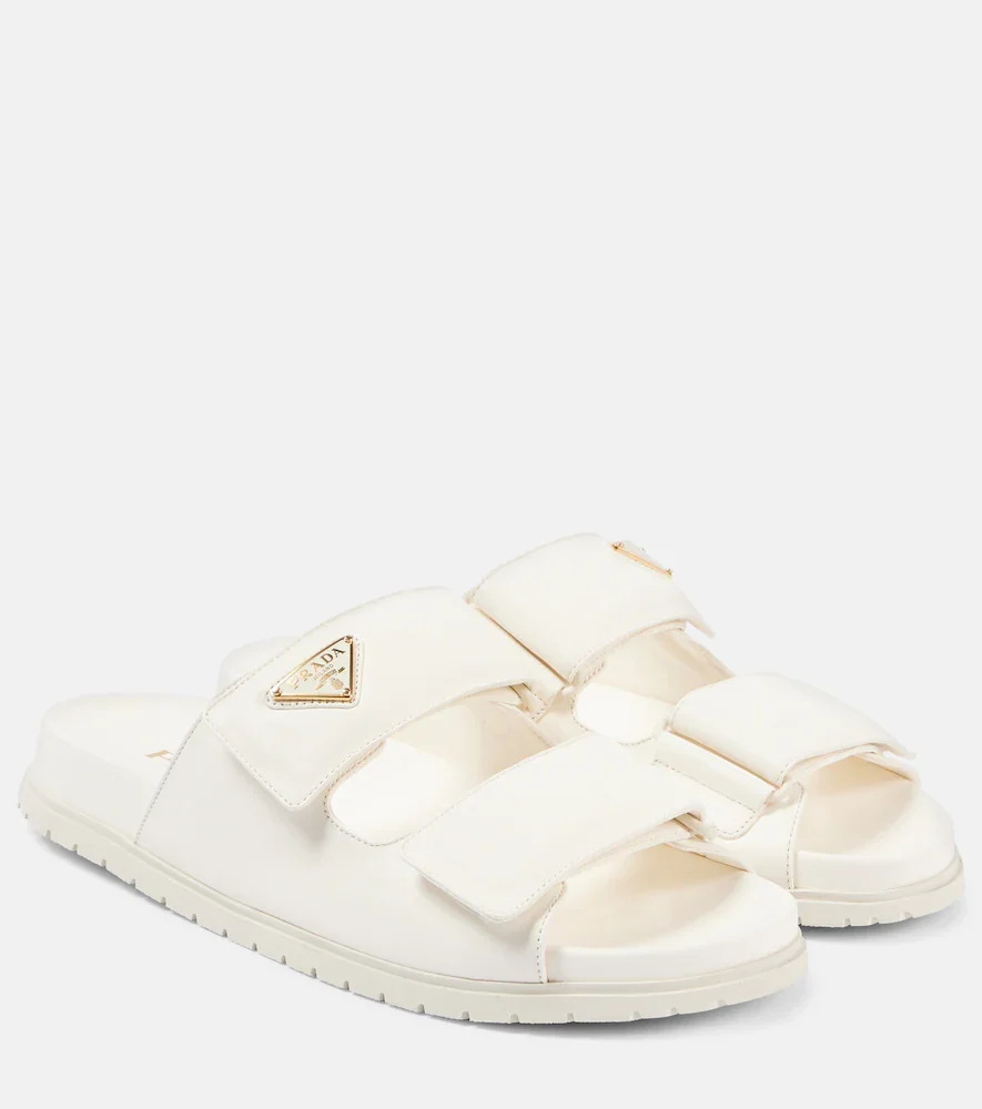 Sandalias de piel con logo