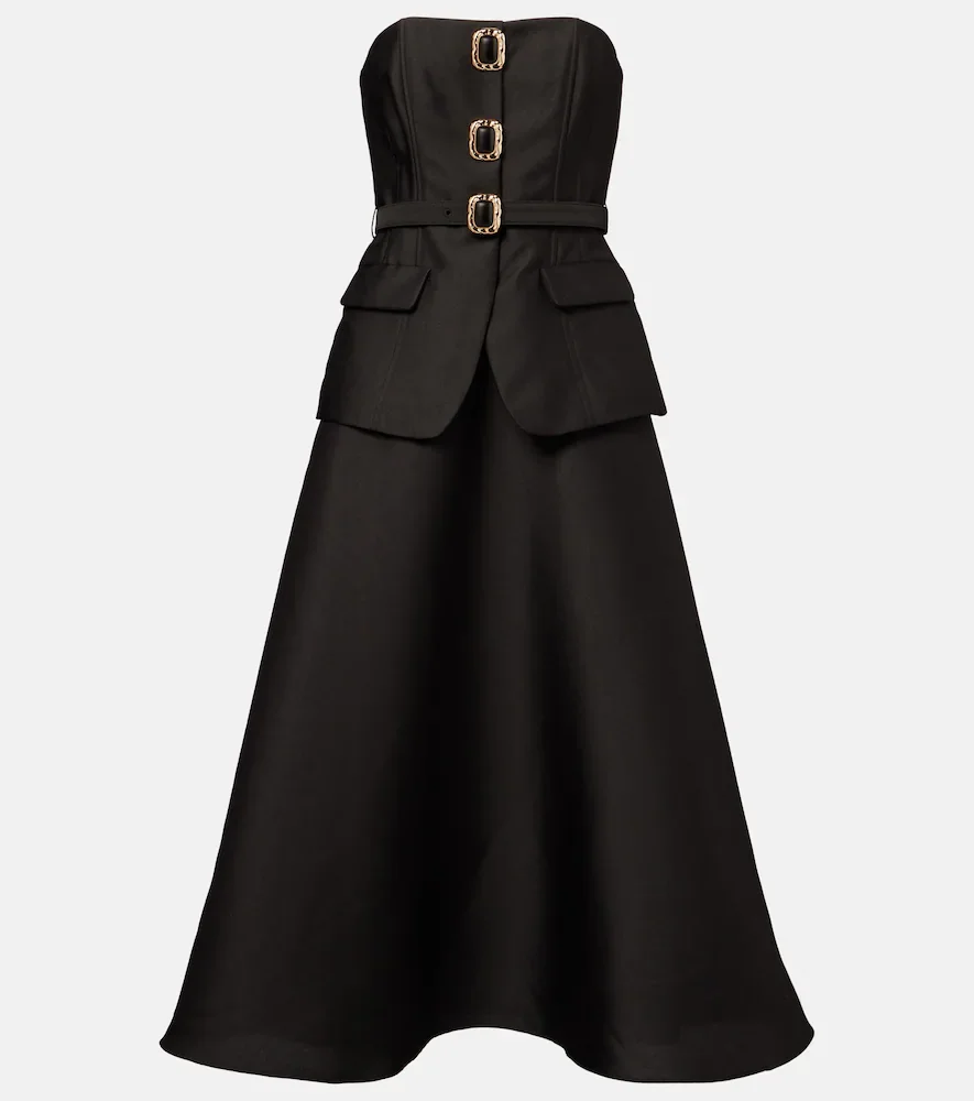Vestido midi con cinturón adornado