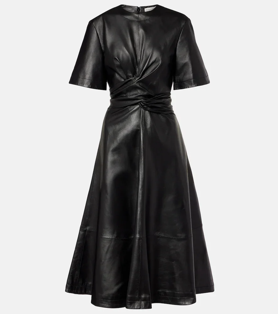 Vestido midi de piel con cinturón