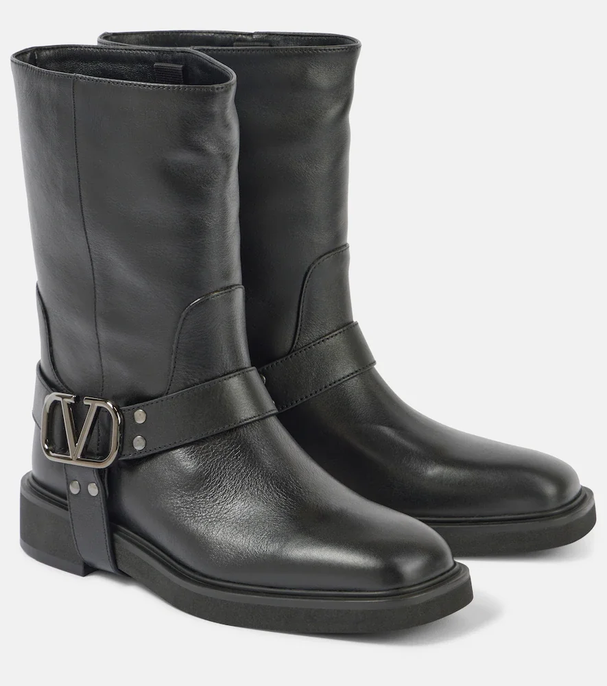 VLogo Signature leather biker boots