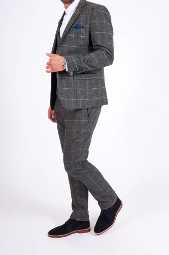 Suits